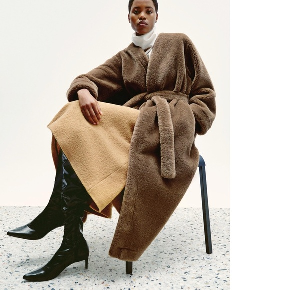 Zara LONG FAUX FUR COAT ZW COLLECTION - Picture 1 of 5